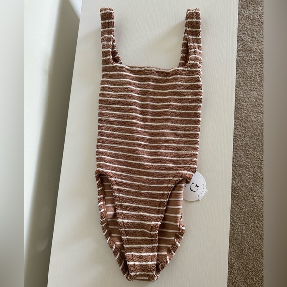 Hunza G Square neck swimsuit - Picture 1 of 6
